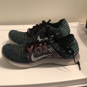 multi-colored nike free’s